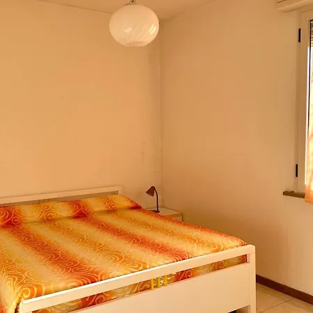 F004 - Fano, Trilocale Con Terrazzino A 30mt Dal Mare