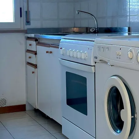 F004 - Fano, Trilocale Con Terrazzino A 30mt Dal Mare Fano