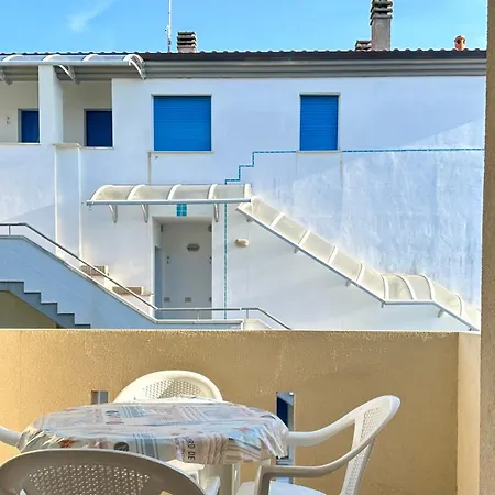 F004 - Fano, Trilocale Con Terrazzino A 30mt Dal Mare *