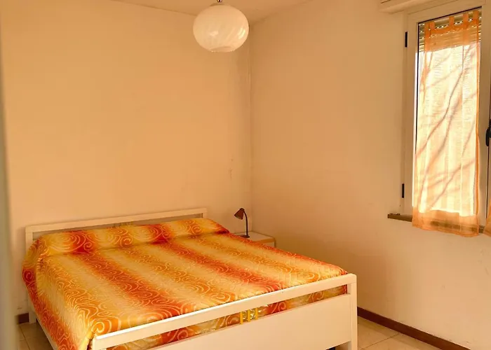 F004 - Fano, Trilocale Con Terrazzino A 30mt Dal Mare